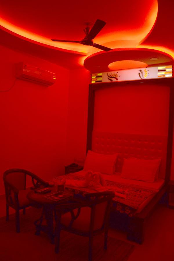 Hotel Pratap Regal Bharatpur Exterior photo